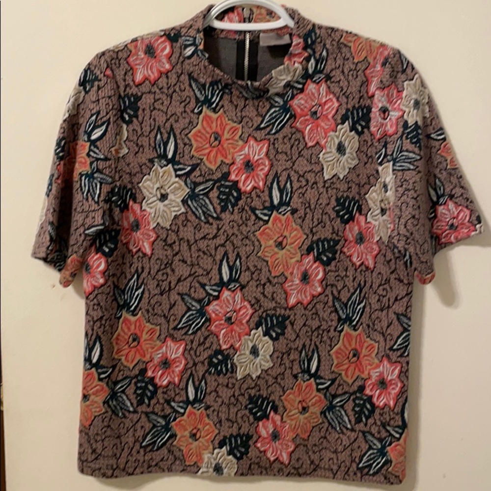 Women’s Blouse/Top Size M